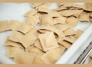 Pastatasting in der Pastamanufaktur