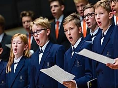 Weihnachten: Domspatzen - Knabenchor & Mädchenchor