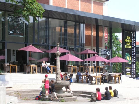 Ferien-Workshop: Comics zeichnen Ferien-Workshop: Comics zeichnen