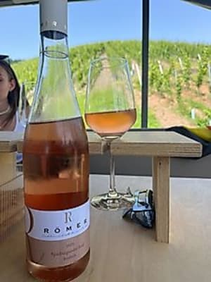 Planwagen im Weingut Bruno Römer