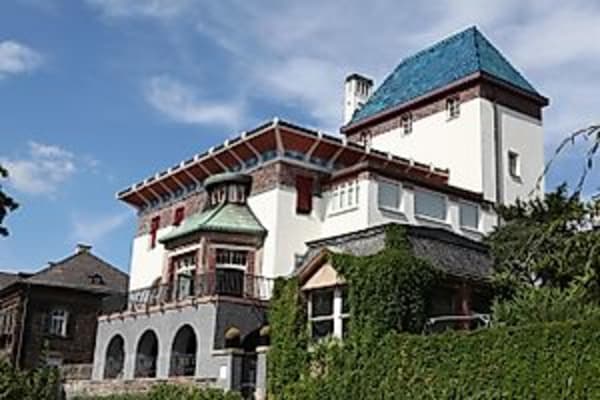 Weinarchitektonischer Spaziergang