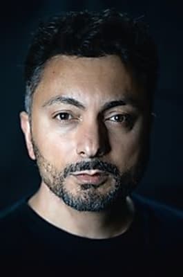 Özgür Cebe: Frei!