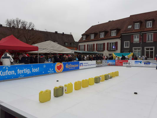 Adventstreff mit Eisbahn in Breisach