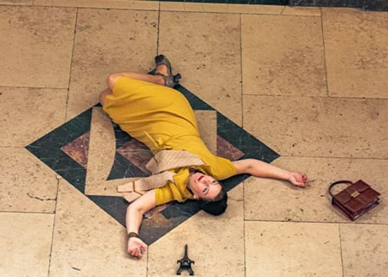 Das Kriminal Dinner: eine Leiche im Louvre