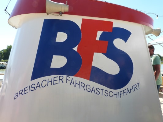 Schifffahrt - Hafenfahrt
