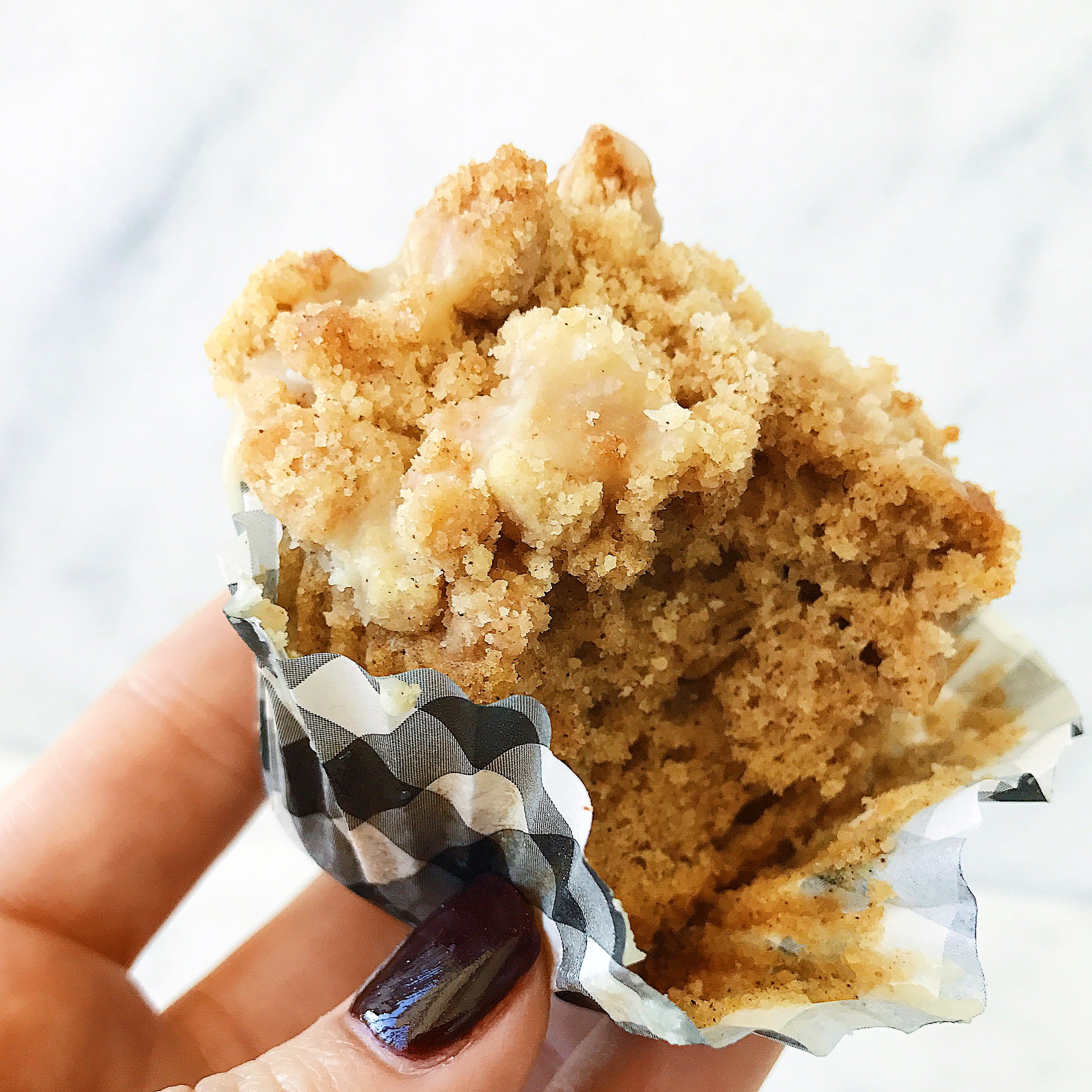 Crumbly Coffee Cake Muffins