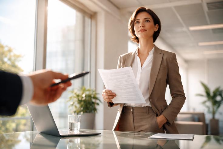 First Offer: Master Job Offer Evaluation & Negotiation for University Students