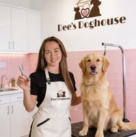 Dee's Doghouse