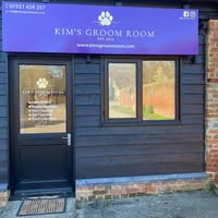 Kim's Groom Room