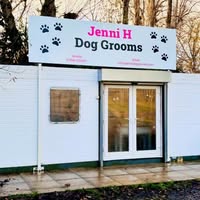 Jenni H Dog Groom’s
