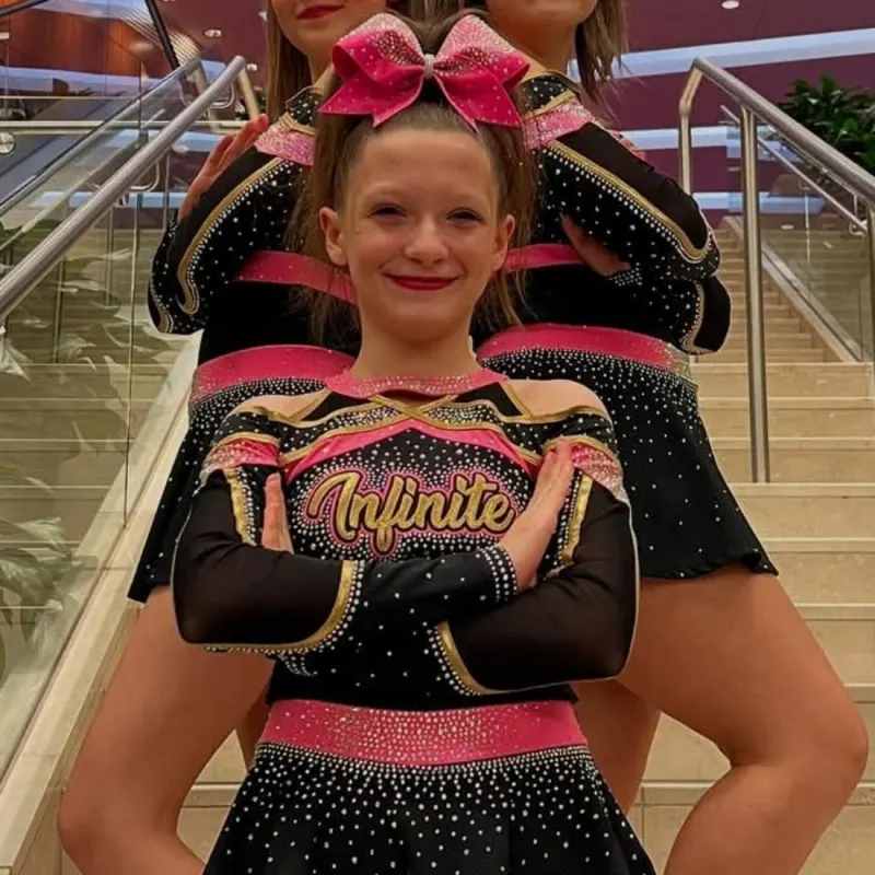 Arianna’s virtual fundraising Pop-Up Store