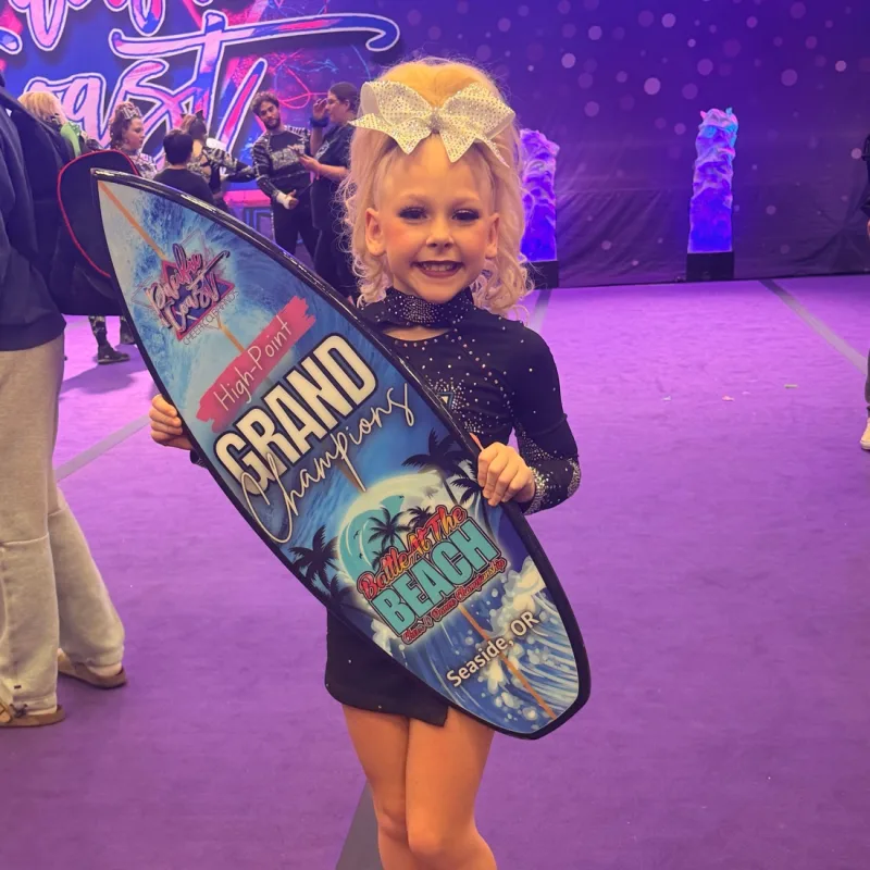 Tinslee’s virtual fundraising Pop-Up Store