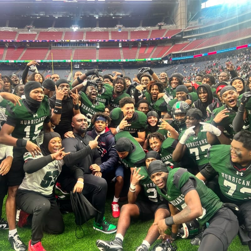 Hightower Football’s virtual fundraising Pop-Up Store