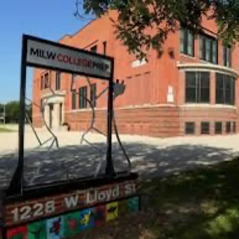 MCP Lloyd Street’s virtual fundraising Pop-Up Store