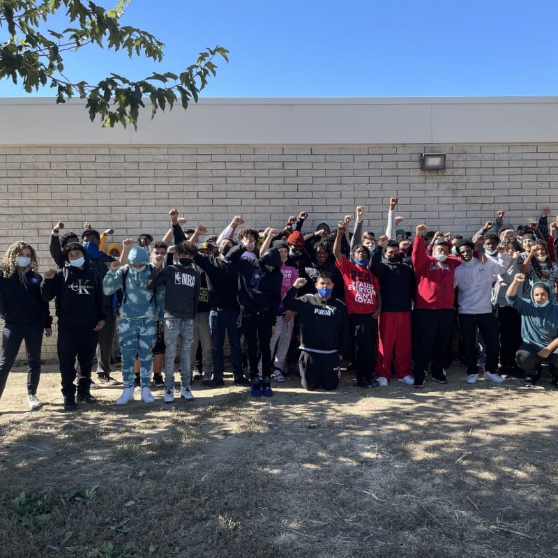 IYT Foothill High School’s virtual fundraising Pop-Up Store