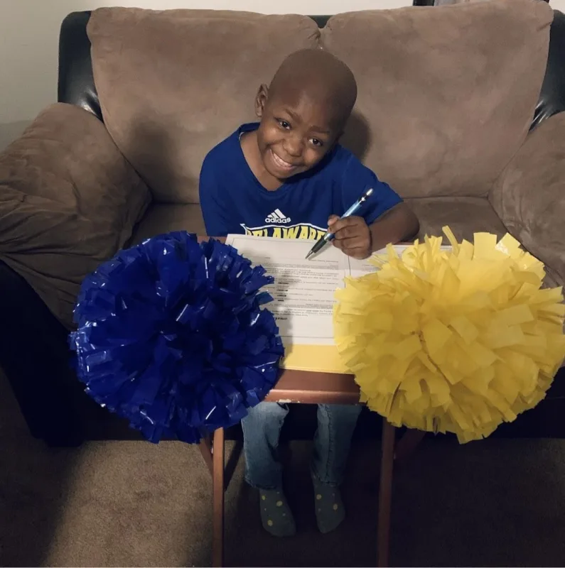 University of Delaware Cheer’s virtual fundraising Pop-Up Store