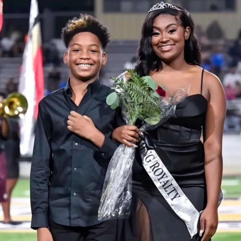 Amar’e’s virtual fundraising Pop-Up Store