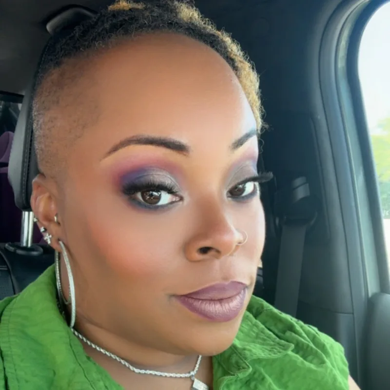 Kenndis’s virtual fundraising Pop-Up Store