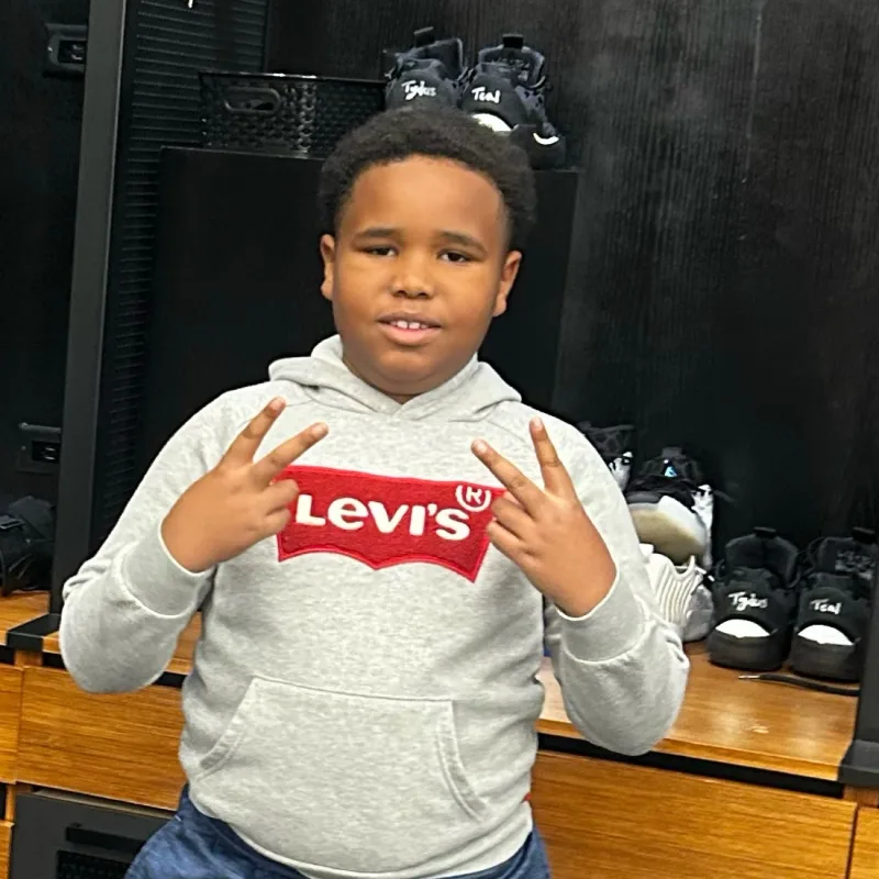 Darrius’s virtual fundraising Pop-Up Store
