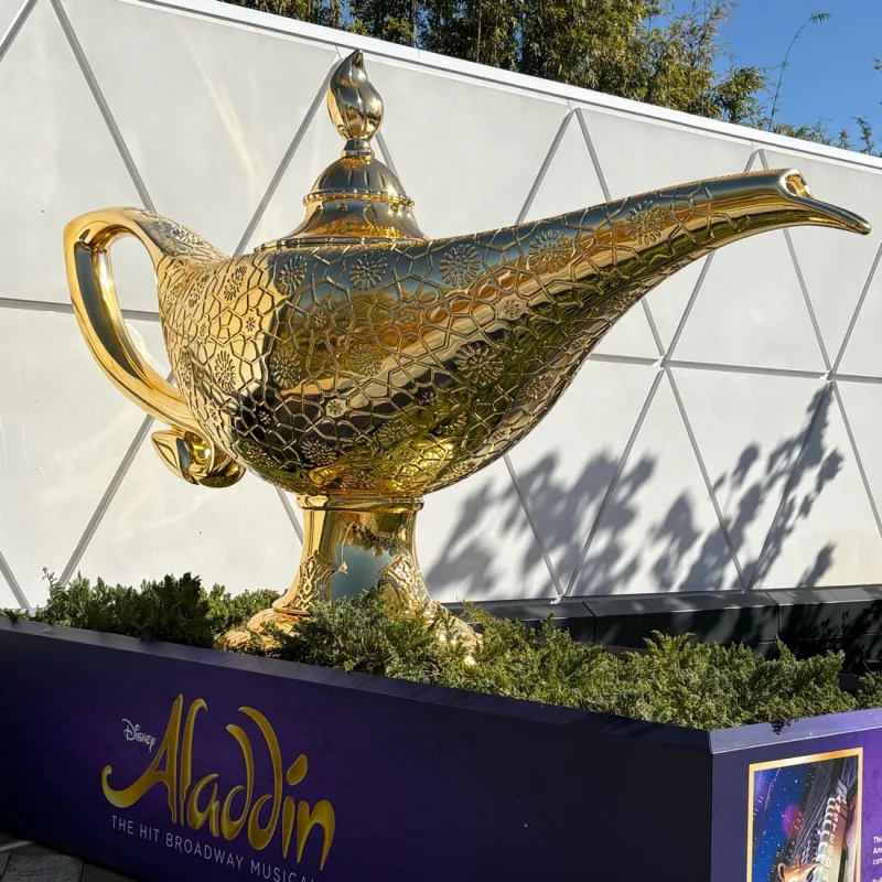 Mr’s virtual fundraising Pop-Up Store