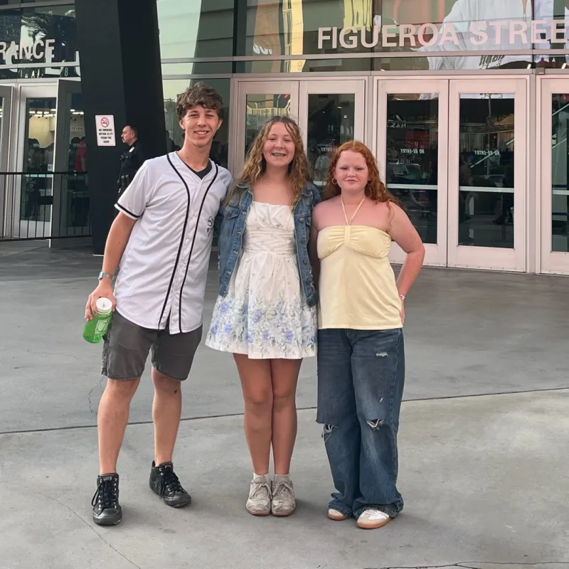 Lauren’s virtual fundraising Pop-Up Store