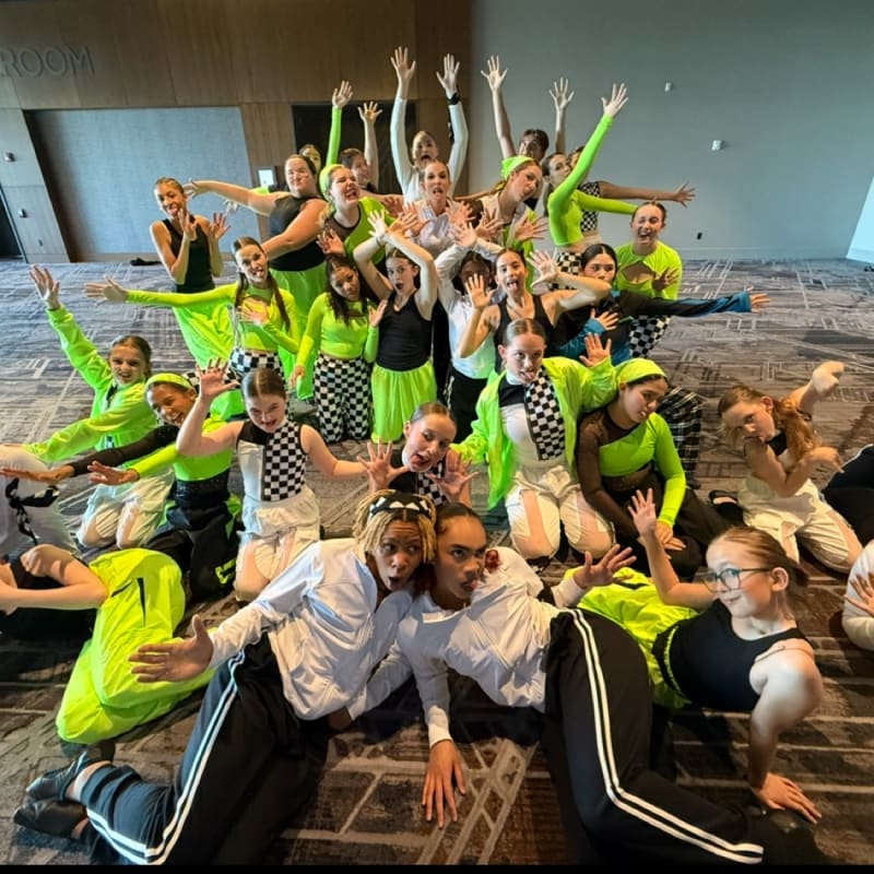 Rainier Dance Center’s virtual fundraising Pop-Up Store