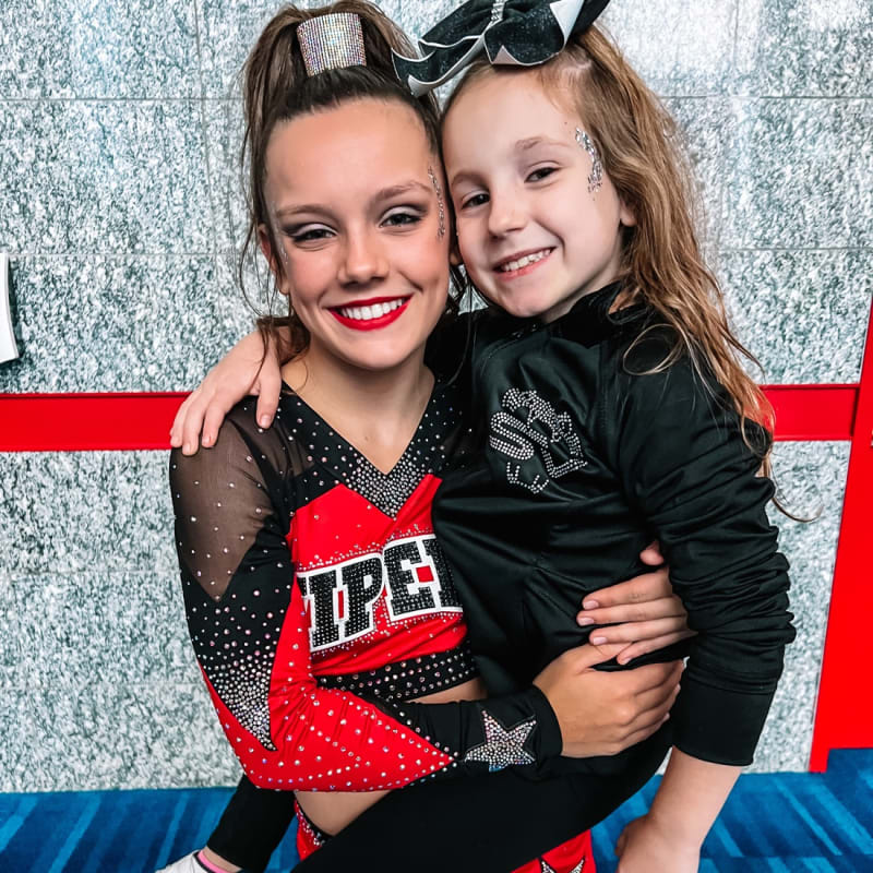 Ava & Ella’s virtual fundraising Pop-Up Store