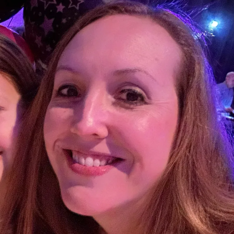 Julia’s virtual fundraising Pop-Up Store