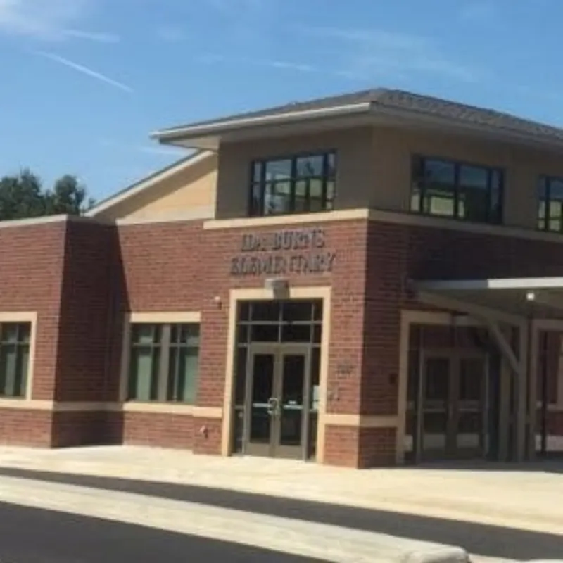 Ida Burns Elementary’s virtual fundraising Pop-Up Store