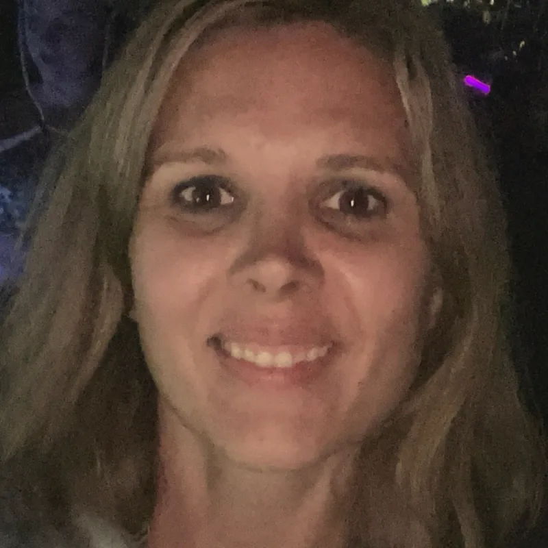 Amanda’s virtual fundraising Pop-Up Store