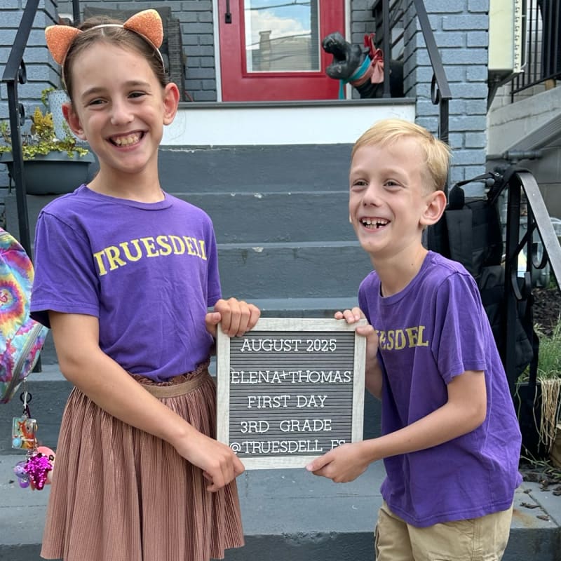 Elena & Thomas’s virtual fundraising Pop-Up Store