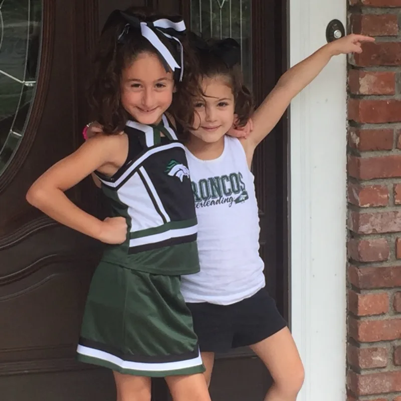 Ava and Giuliana’s virtual fundraising Pop-Up Store