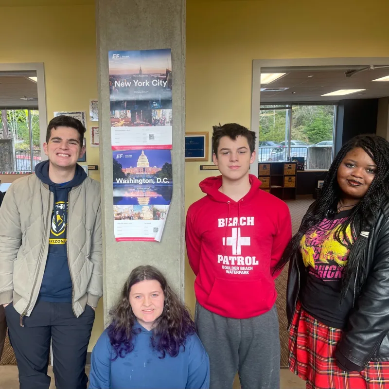 Elizabeth’s virtual fundraising Pop-Up Store