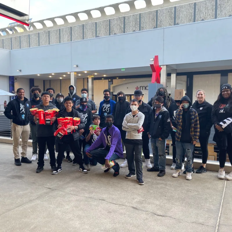 IYT’s River City High Popup’s virtual fundraising Pop-Up Store