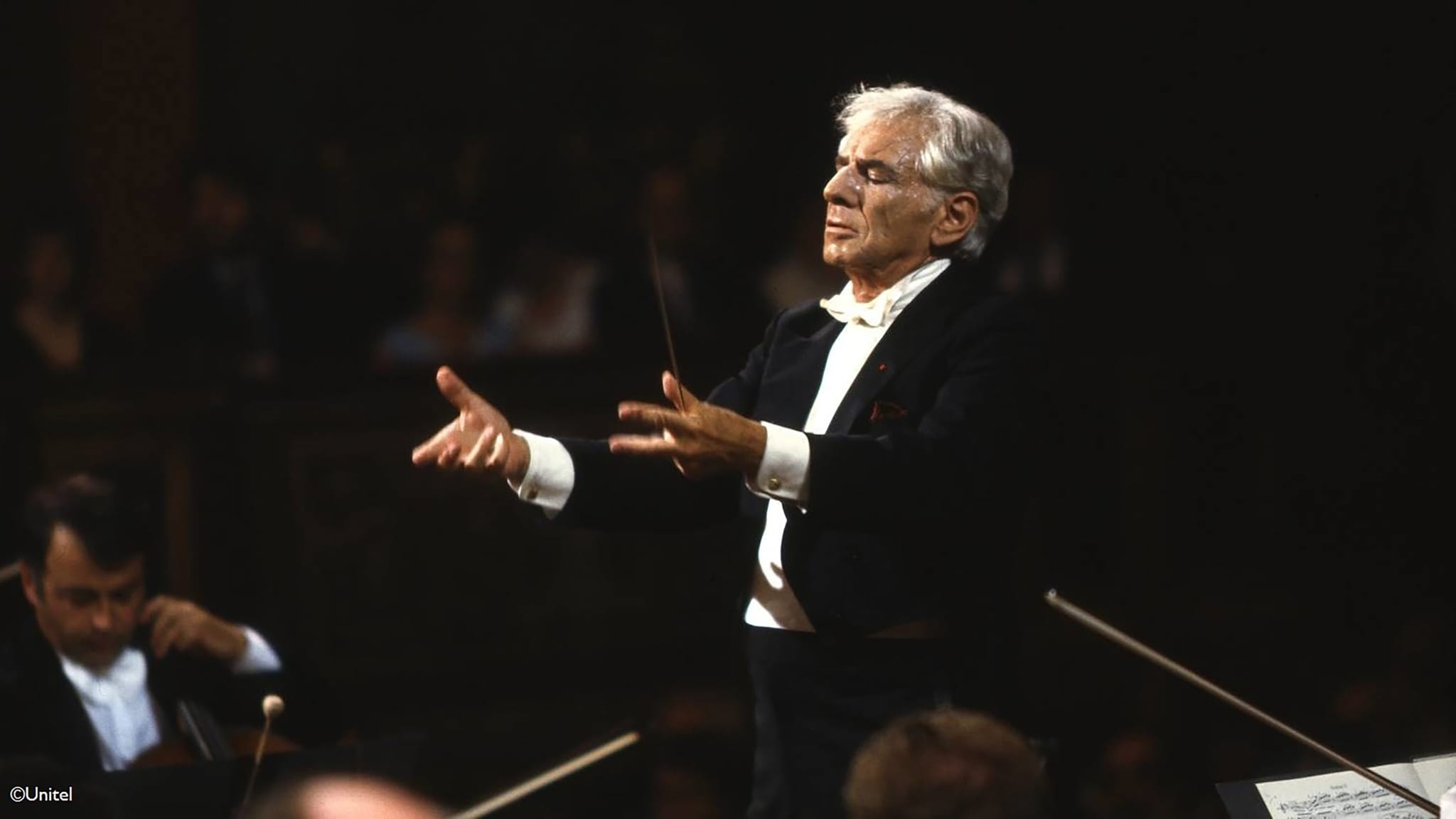 „Zeitalter der Angst“ – Bernstein dirigiert seine Zweite Symphonie 