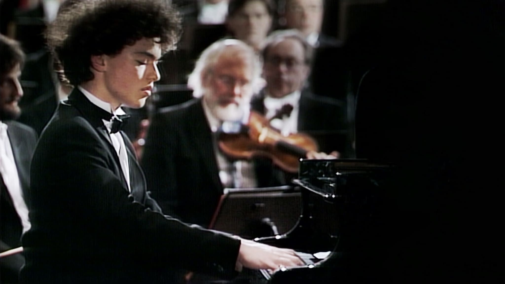 Karajan dirigiert das Silvesterkonzert 1988 – mit Evgeny Kissin