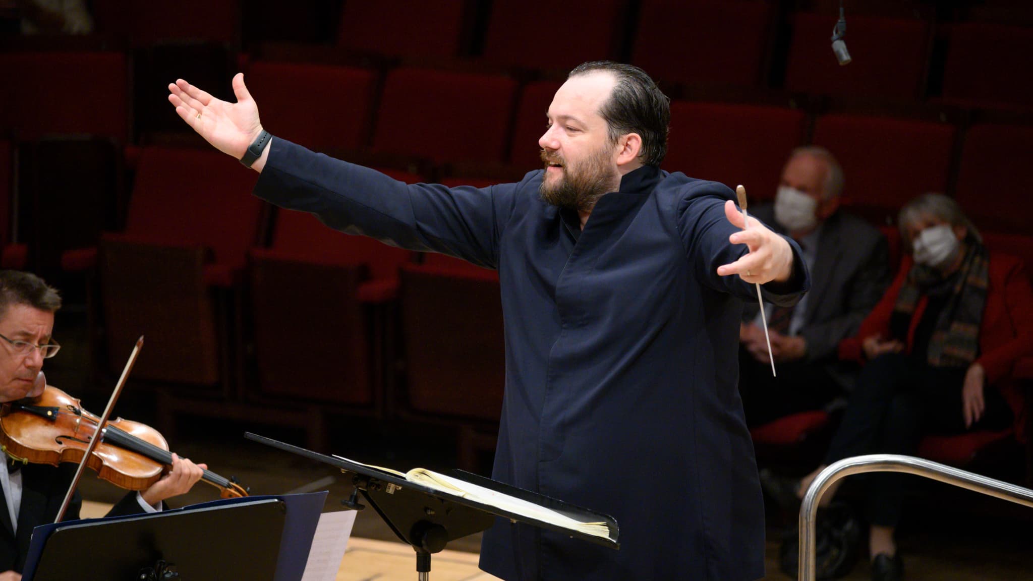 Andris Nelsons conducts Beethoven, Debussy & Wagner