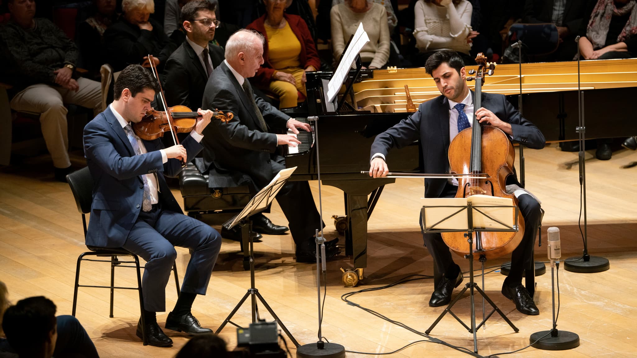 Daniel Barenboim, Michael Barenboim & Kian Soltani: Beethoven Trios