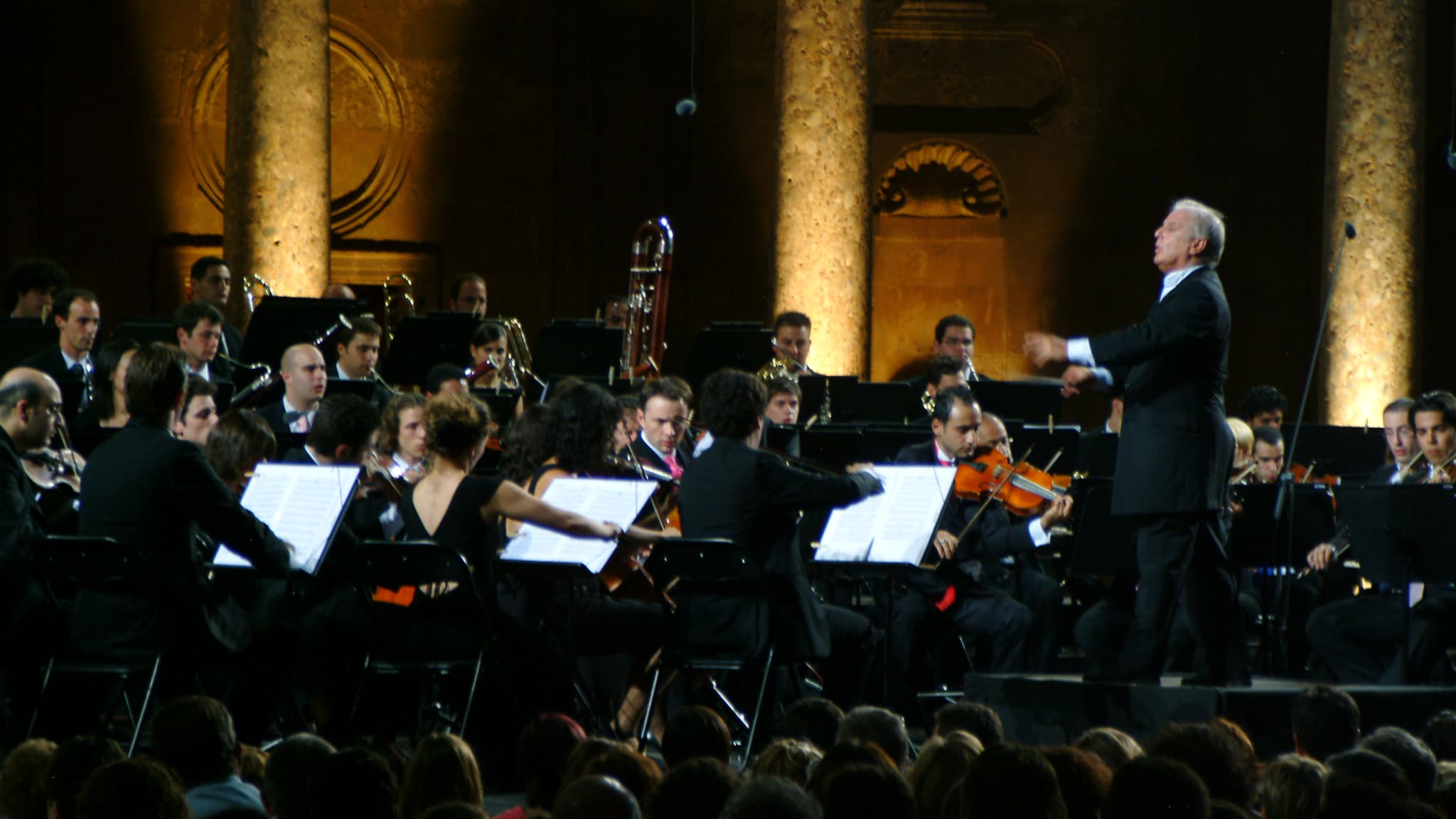 Daniel Barenboim und das West-Eastern Divan Orchestra in der Alhambra