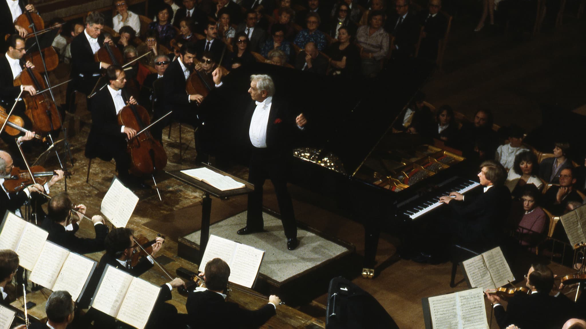 Krystian Zimerman und Leonard Bernstein mit Brahms' 2. Klavierkonzert