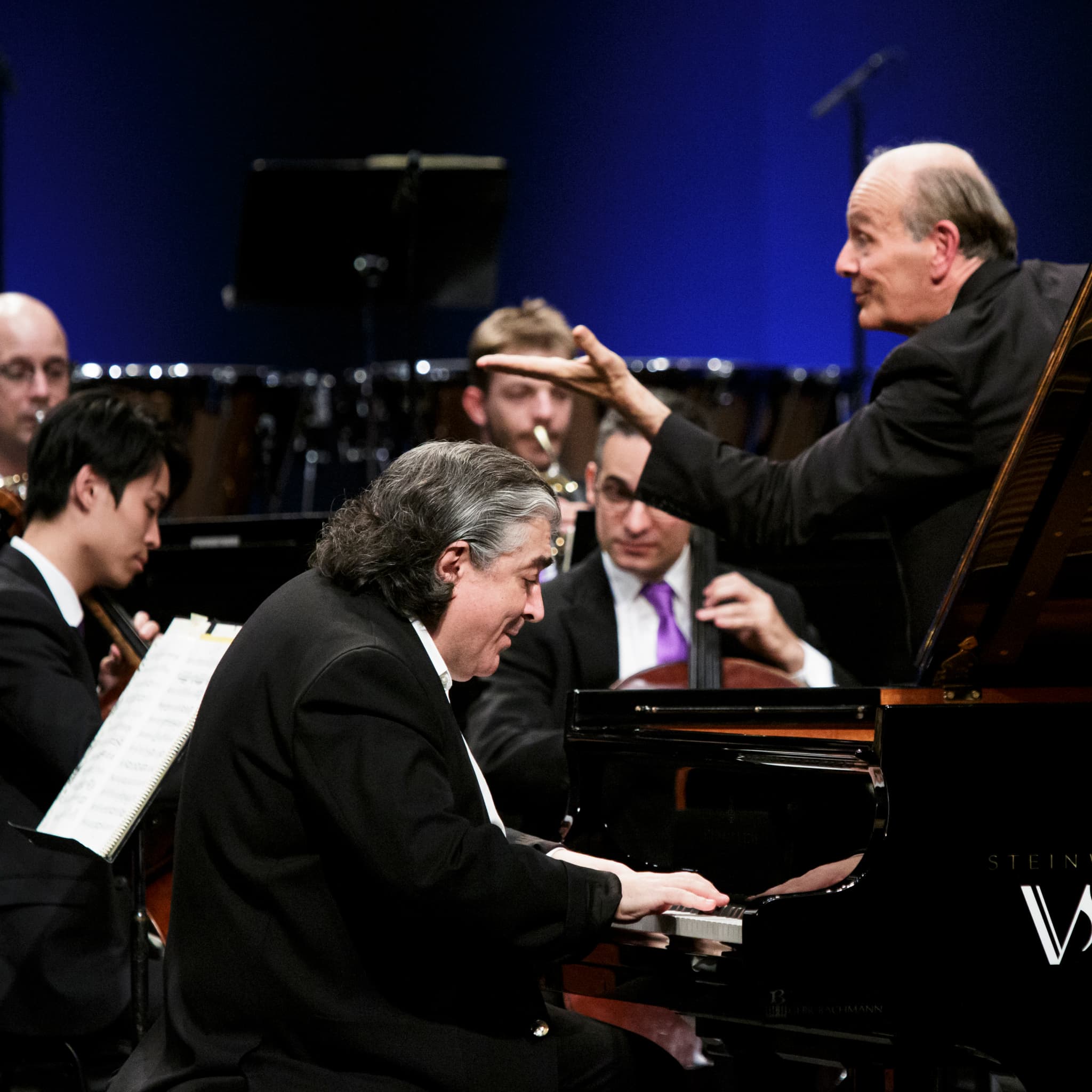 Gábor Tákacs-Nagy conducts Mozart & Brahms – with Sergei Babayan