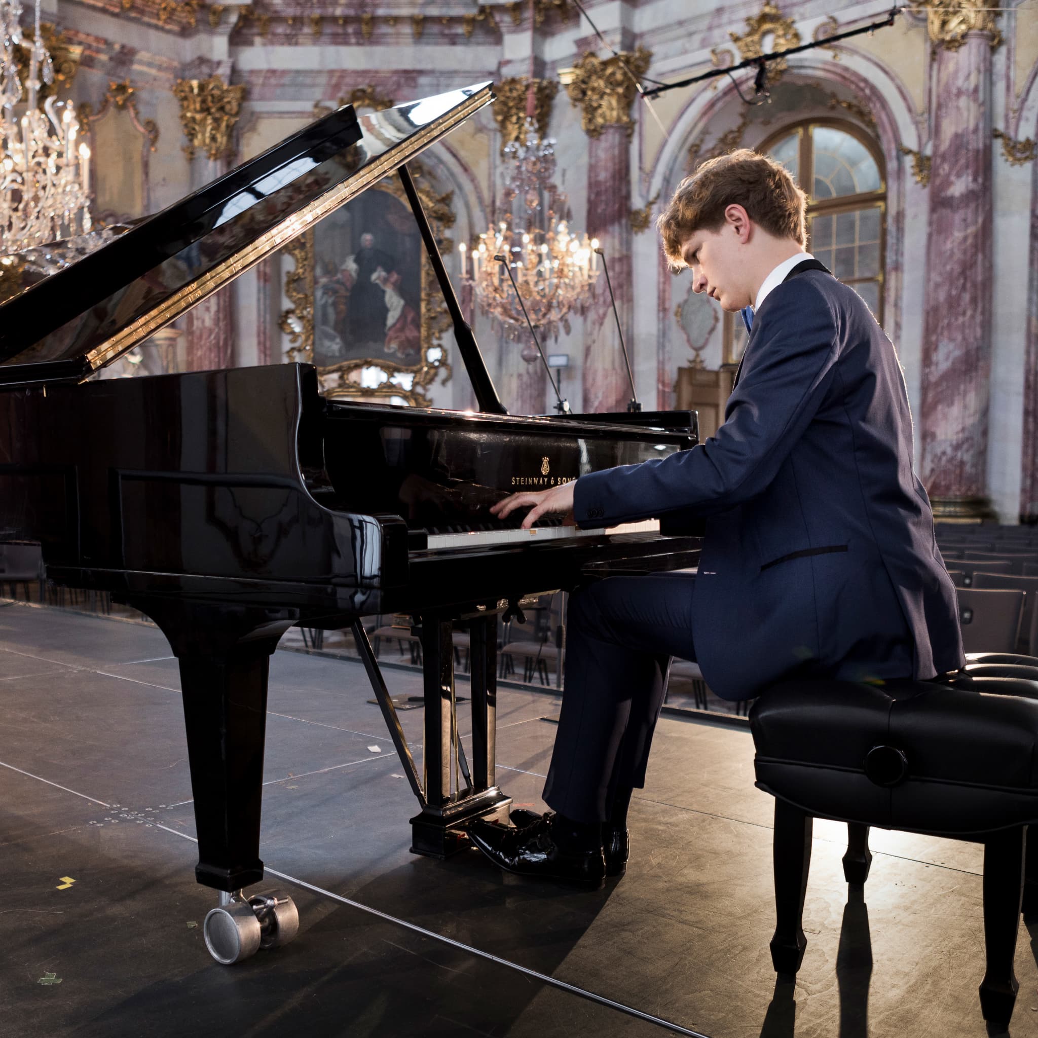 Night Music: Jan Lisiecki in Würzburg