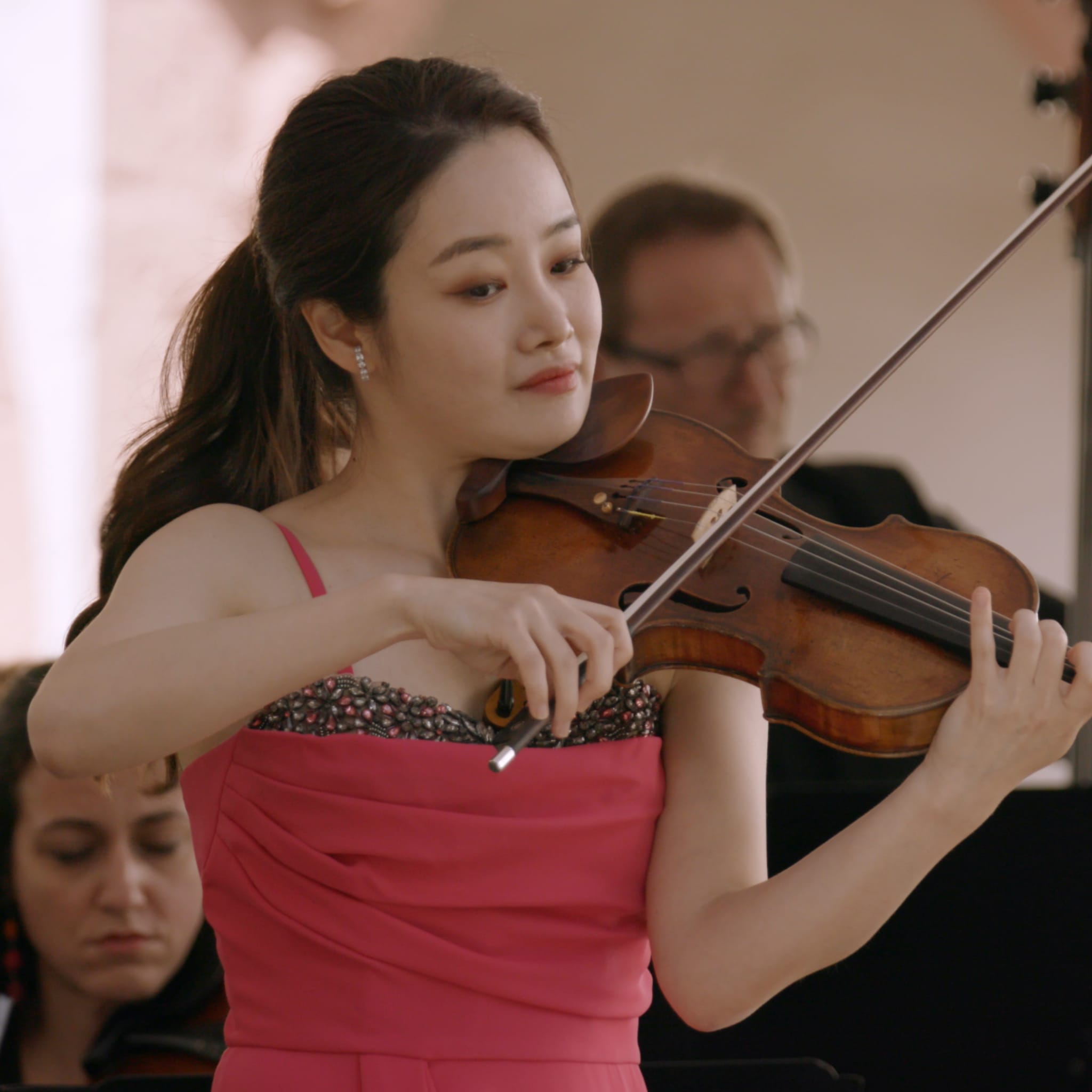 Bomsori plays Mozart's Violin Concertos at Rheingau Music Festival