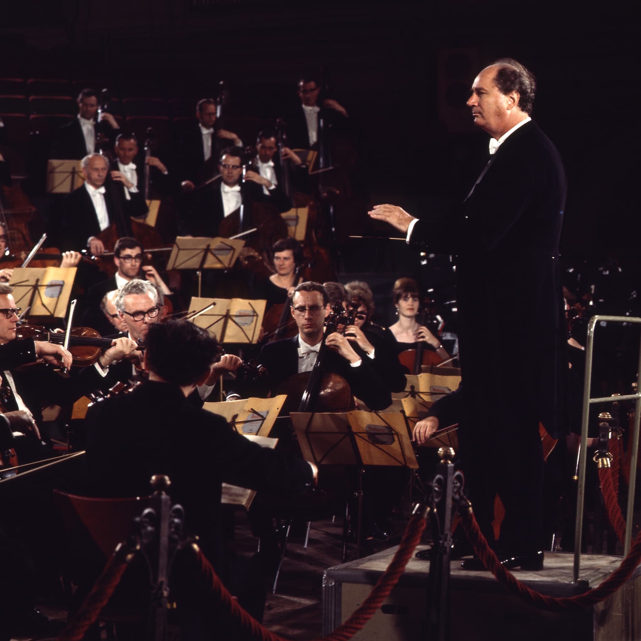 Kubelík conducts Beethoven: Symphony No. 2 & Leonore Overture No. 3