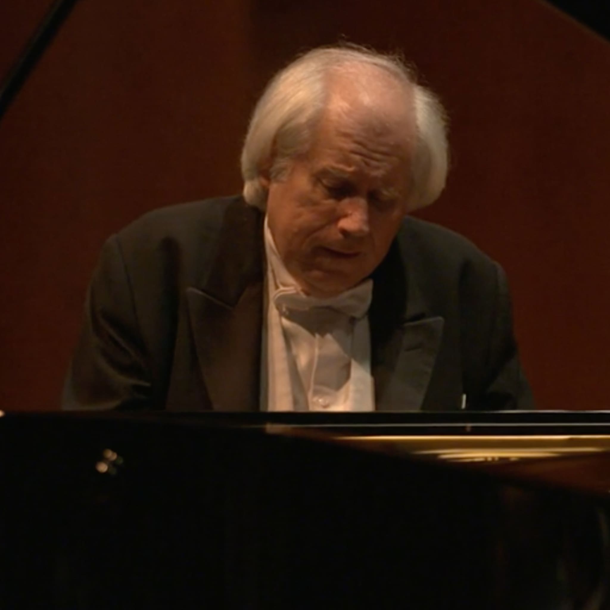 Sokolov plays Beethoven & Mozart