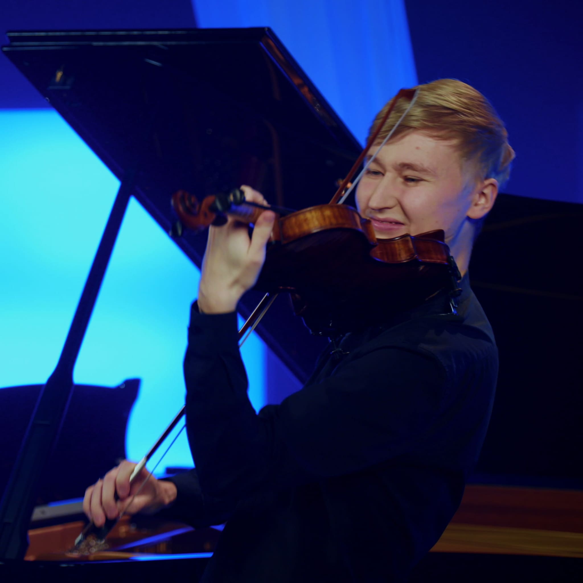Rising Stars: Hans Christian Aavik, Violin