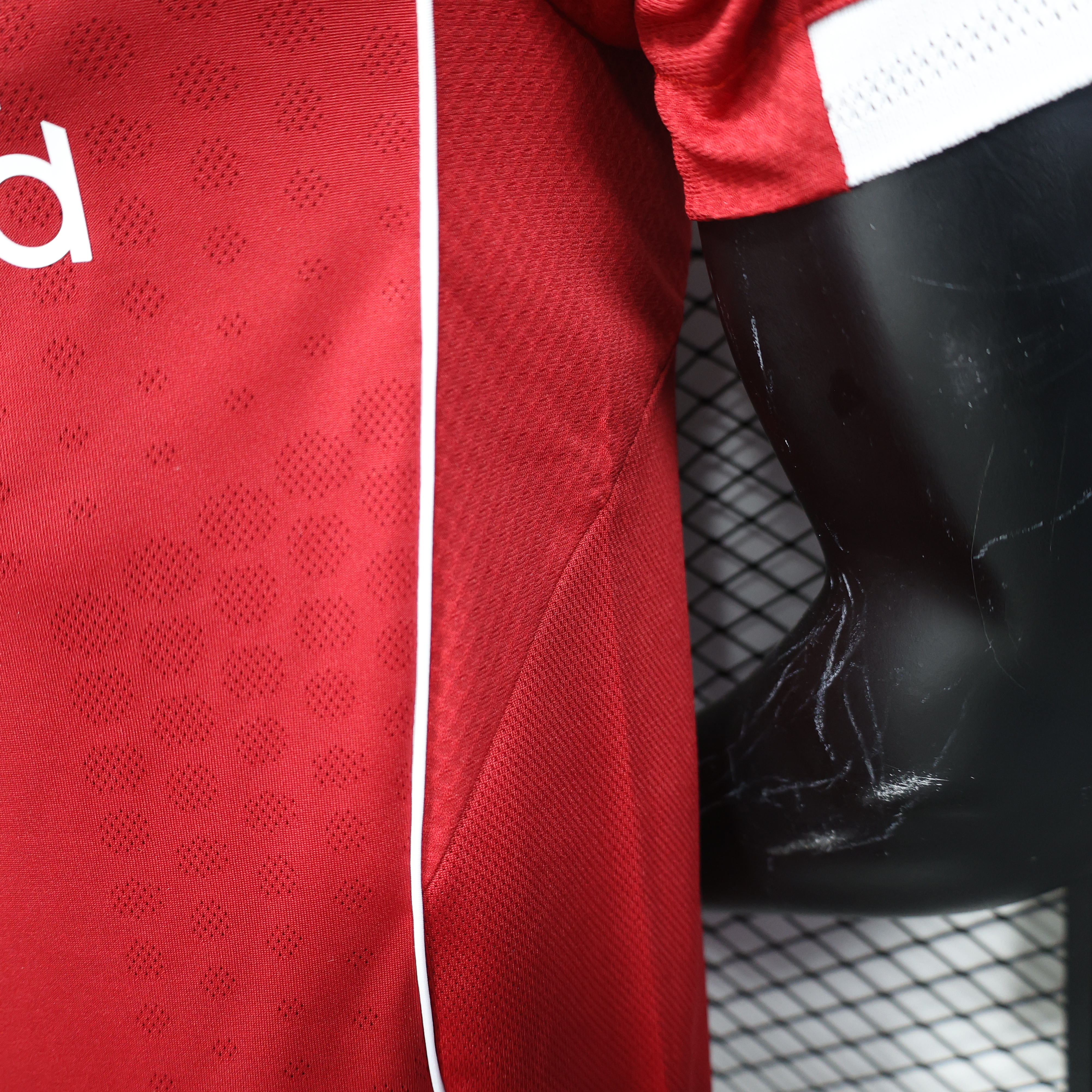 Liverpool FC 25/26 Home kit 8