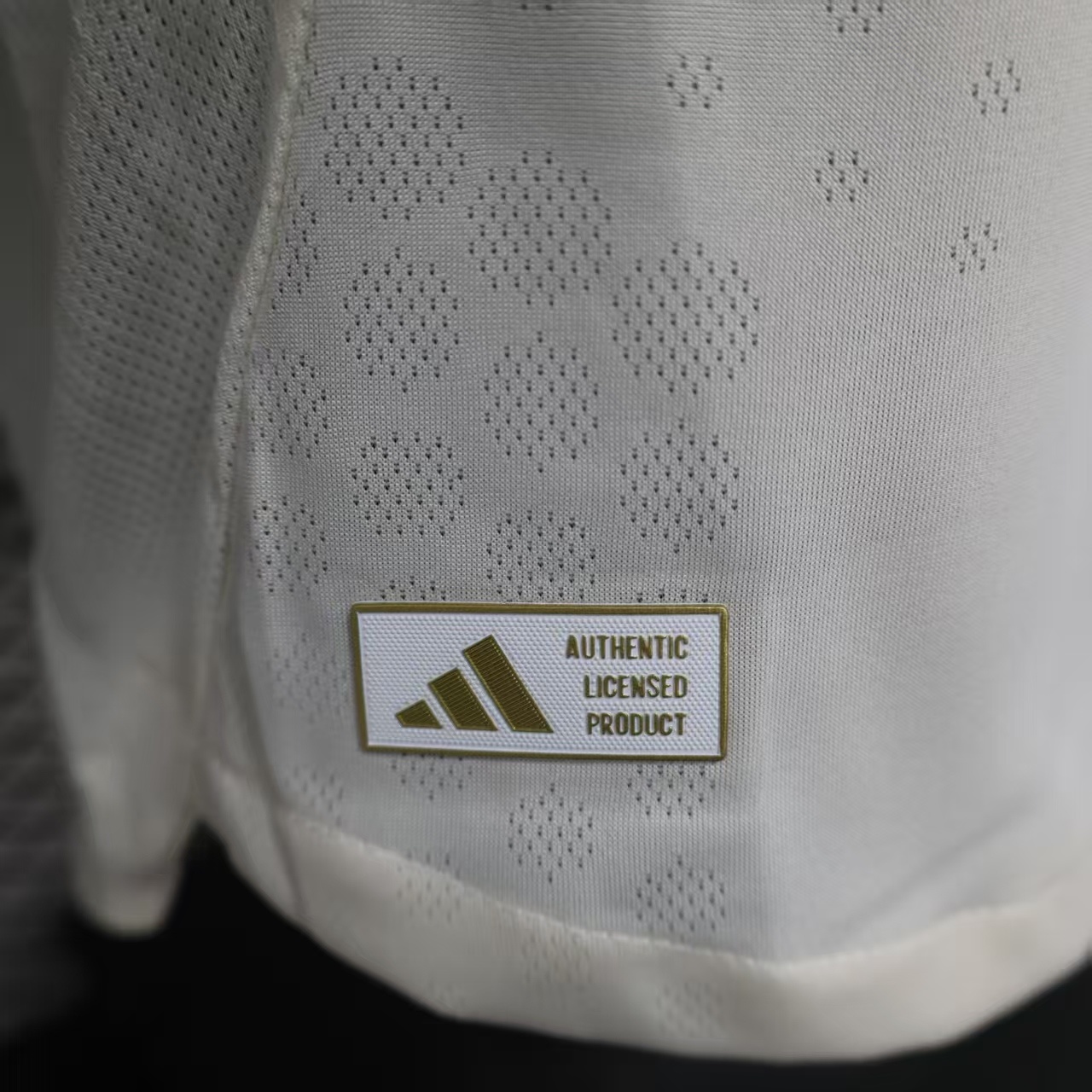 Liverpool 25/26 Away Kit 3