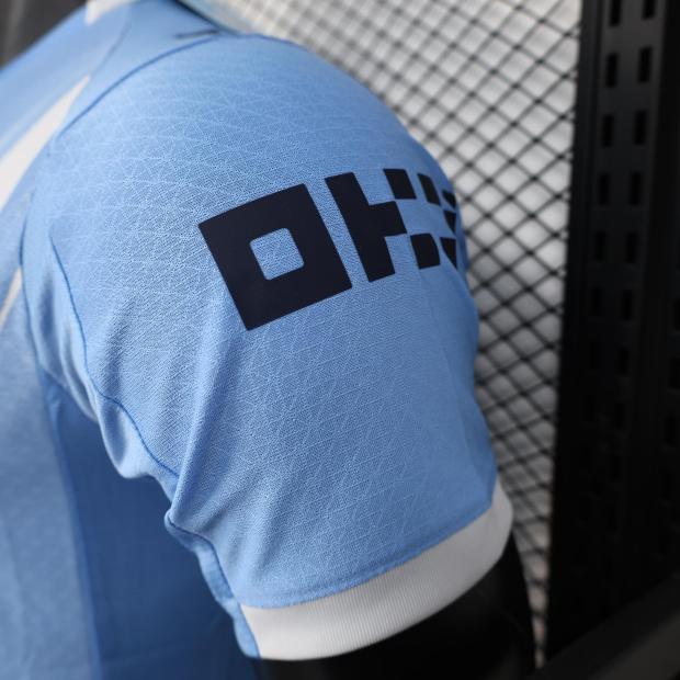 Manchester City 25/26 Home kit 5