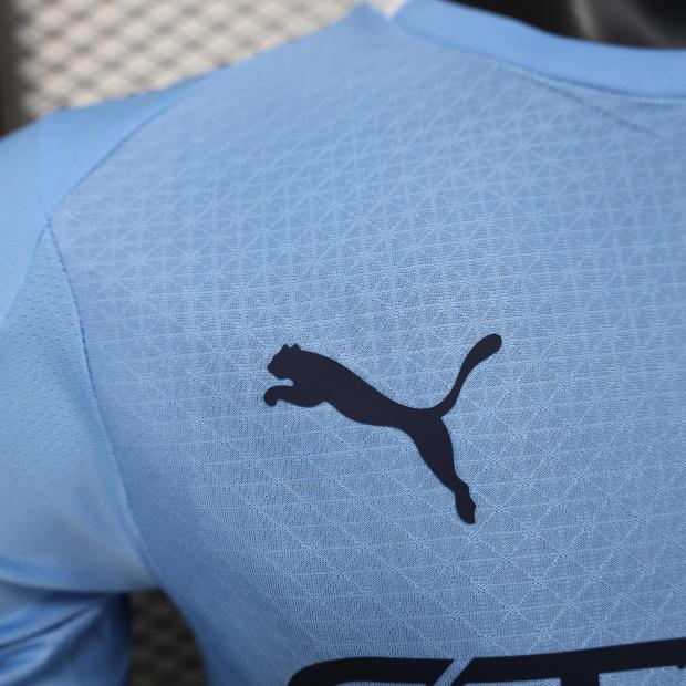 Manchester City 25/26 Home kit 4
